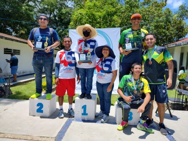 El Delfín conquista la V Copa Villaflores Foto 1