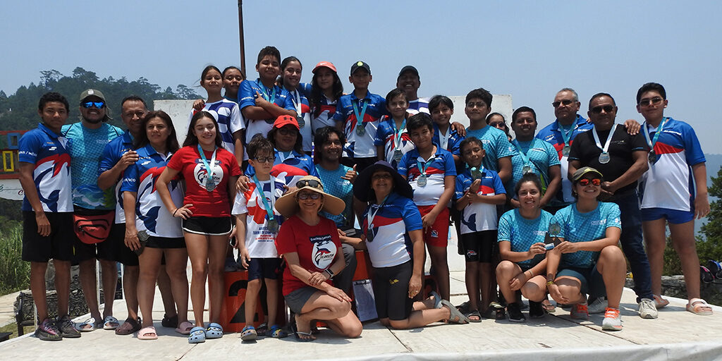 Delfines dominan el cruce Foto 6