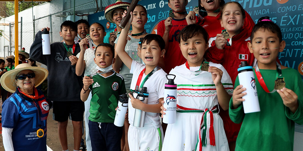 Delfines Mexicanos equipo campeón